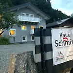Schmitten Haus